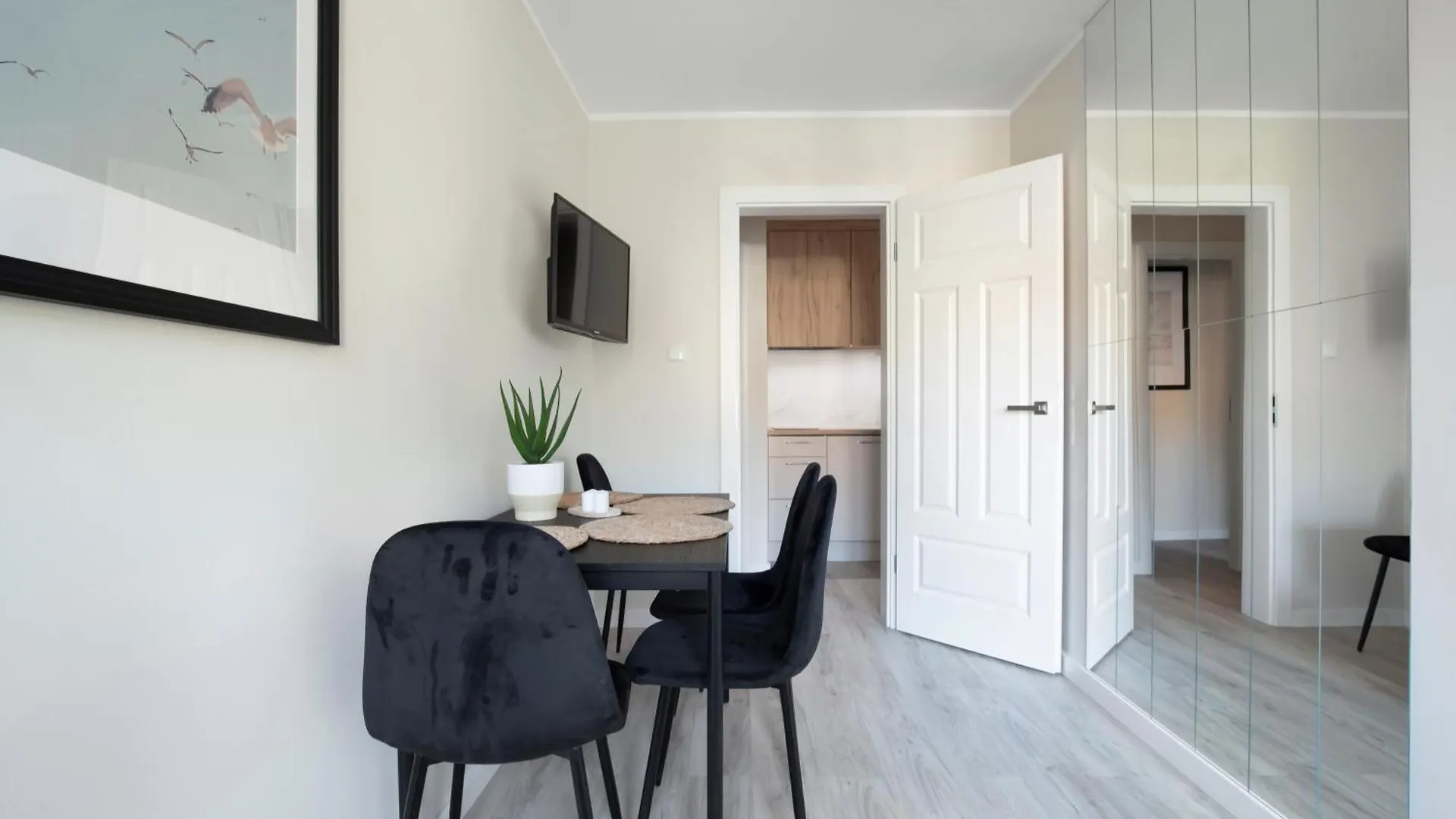 Elite Apartments Old Town Center Premium Гданьск 0*,  Польша