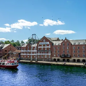  Apartment Quayside United Kingdom