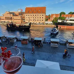 Magical River View By Downtown Gdansk
