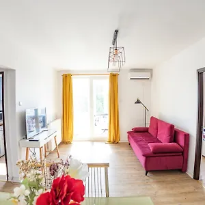  Apartment Old Town Romania